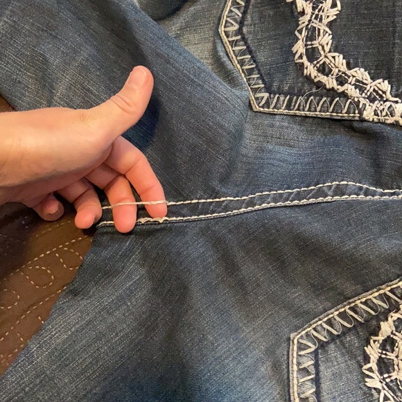 13/14 regular maurices jeans - Picture 4 of 5